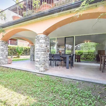 Begonia Holiday home